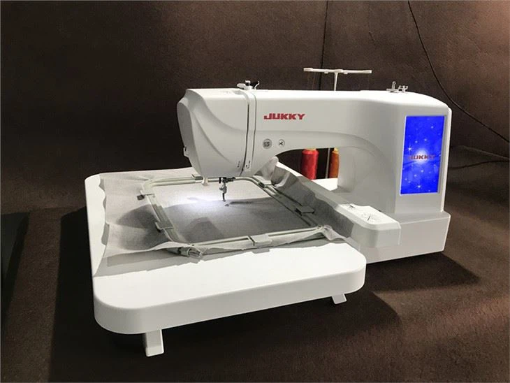 FHS6 Big Emboridery Area Embroidery Machine